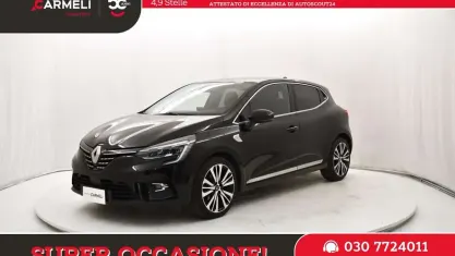 Begagnad Renault Clio V Initiale Paris 131 HK (96 kW) 2020 Svart Sedan