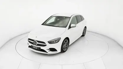 Usata Mercedes B200 Premium 150 CV (110 kW) 2021 Bianco Utilitaria