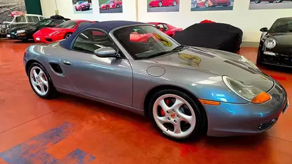 Usata Porsche Boxster 252 CV (185 kW) 2002 Grigio Cabrio