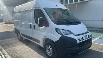 Usata Fiat Ducato 33 120 CV (88 kW) 2025 Furgone