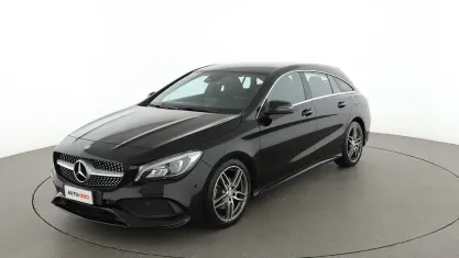 Usado Mercedes CLA200 Shooting Brake Premium 136 CV (100 kW) 2017 Negro Familiar
