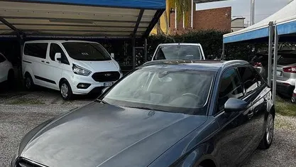 Grigio Usata 2013 Audi A3 Ambition Tre volumi | 4999 € (Buon prezzo)