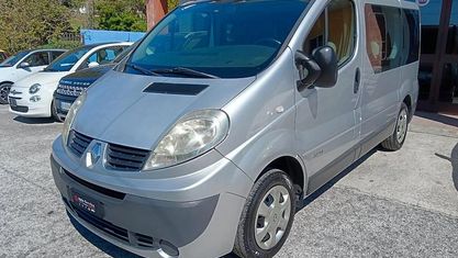 Usata Renault Trafic 116 CV (85 kW) 2008 Argento Monovolume