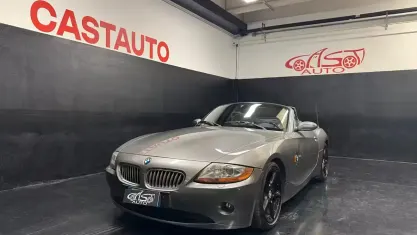 Occasion BMW Z4 231 ch (169 kW) 2003 Gris Cabriolet