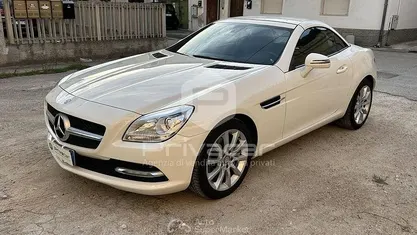 Usata Mercedes SLK200 184 CV (135 kW) 2012 Bianco Cabrio