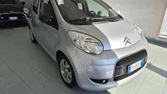 Argento metallizzato Usata 2010 Citroën C1 Style Due volumi | 4500 € (Buon prezzo)