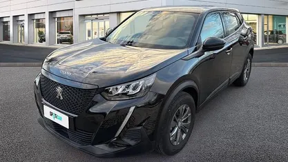 Usata 2022 Peugeot 2008 Active SUV | 18.500 € (Buon prezzo)