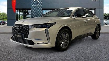 Gebraucht DS Automobiles DS4 Bastille 131 PS (96 kW) 2023 Beige Limousine