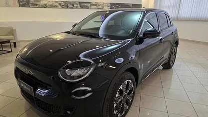 Usata Fiat 600 La Prima 101 CV (74 kW) 2025 Nero SUV