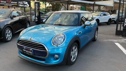 Usata Mini Cooper D 95 CV (69 kW) 2016 Blu Utilitaria