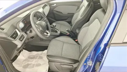 Usata Renault Clio Techno 91 CV (66 kW) 2025 Blu iron Utilitaria