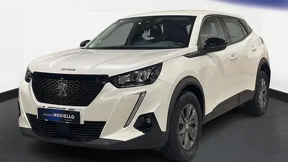 Bianco Usata 2022 Peugeot 2008 Active SUV | 17.800 € (Buon prezzo)
