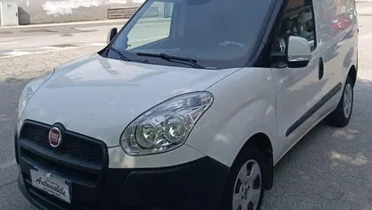 Usata Fiat Doblò 105 CV (77 kW) 2013 Bianco Monovolume