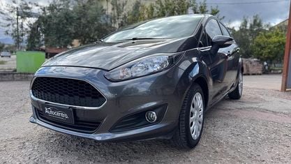 Usata Ford Fiesta Business Edition 75 CV (55 kW) 2017 Grigio Berlina