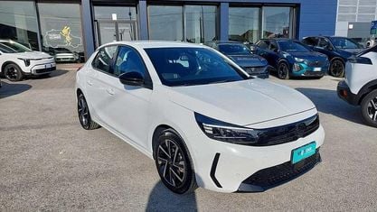Usata Opel Corsa 101 CV (74 kW) 2025 Bianco Utilitaria