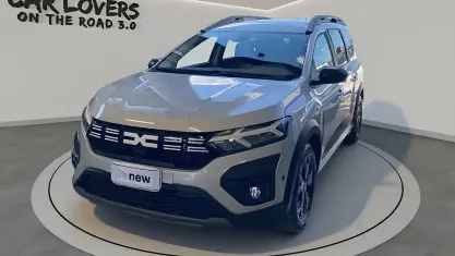 Begagnad Dacia Jogger Extreme 143 HK (105 kW) 2023 Grå Minibuss