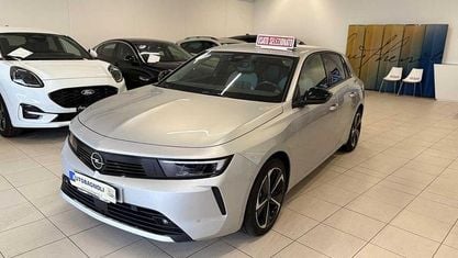 Usata Opel Astra 131 CV (96 kW) 2024 Argento Berlina