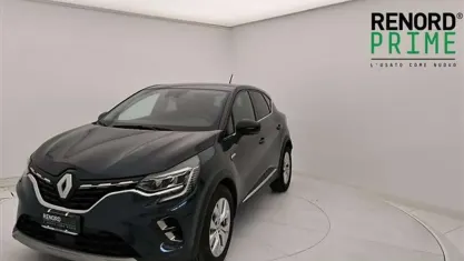 Usata Renault Captur Intens 143 CV (105 kW) 2022 Blu scuro SUV