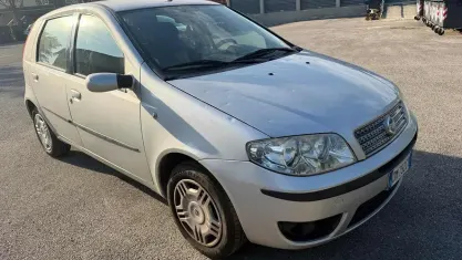 Usata Fiat Punto Dynamic 60 CV (44 kW) 2007 Grigio Utilitaria