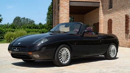Usata Fiat Barchetta 130 CV (95 kW) 1999 Nero Cabrio