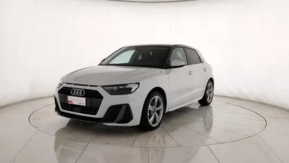 Bianco Usata 2025 Audi A1 Sportback S-Line Due volumi | 29.900 € (Buon prezzo)
