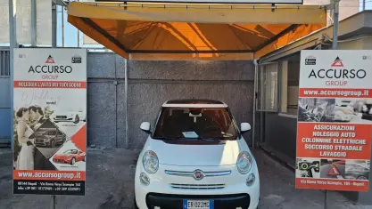 Usata Fiat 500L Lounge 85 CV (62 kW) 2013 Bianco Monovolume