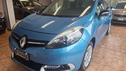 Usata Renault Scénic III LIMITED 110 CV (80 kW) 2015 Blu Monovolume