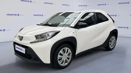 Usata Toyota Aygo X Active 72 CV (52 kW) 2023 Bianco SUV
