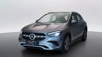 Usata Mercedes GLA180 Advanced 116 CV (85 kW) 2023 Grigio SUV