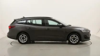 Usata Ford Focus Business Edition 120 CV (88 kW) 2023 Grigiogrigio Station wagon