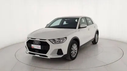 Usata Audi A1 Sportback Business 116 CV (85 kW) 2024 Bianco pastello Utilitaria
