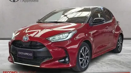 Usata Toyota Yaris Style 116 CV (85 kW) 2020 Rosso Utilitaria