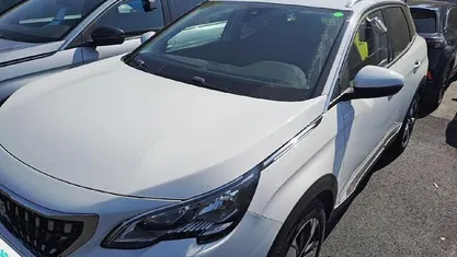 Gebraucht Peugeot 3008 Allure 131 PS (96 kW) 2020 Weiß SUV