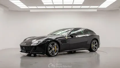 Usata Ferrari GTC4Lusso 689 CV (506 kW) 2017 Station wagon