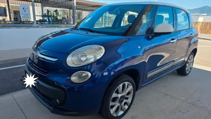 Usata Fiat 500L Lounge 80 CV (58 kW) 2014 Blu Monovolume