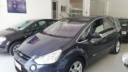 Usata Ford S-MAX Titanium 163 CV (119 kW) 2011 Grigio Monovolume