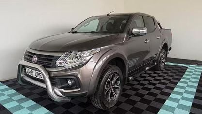 Käytetty Fiat Fullback 181 HP (133 kW) 2017 Harmaa Nouto