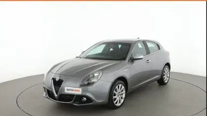 Usata Alfa Romeo Giulietta Super 120 CV (88 kW) 2019 Grigio Utilitaria