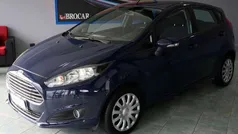 Blu/azzurro Usata 2016 Ford Fiesta Business Edition Due volumi | 5900 € (Ottimo prezzo)