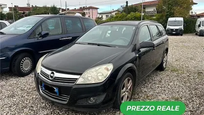 Usata Opel Astra 110 CV (80 kW) 2009 Nero Station wagon
