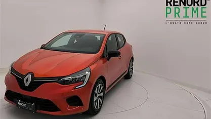 Usata 2022 Renault Clio V Evolution Tre volumi | 15.900 € (Buon prezzo)