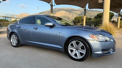Usata Jaguar XF Premium Luxury 238 CV (175 kW) 2008 Blu Berlina