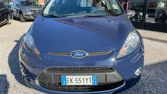 Blu Usata 2012 Ford Fiesta Tre volumi | 3600 € (Buon prezzo)
