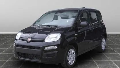 Nero Nuova 2025 Fiat Grande Panda Icon Due volumi | 13.500 € (Buon prezzo)