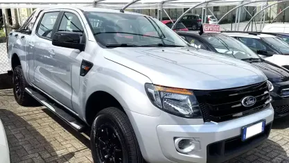 Usata Ford Ranger 150 CV (110 kW) 2013 Grigio Pick-up