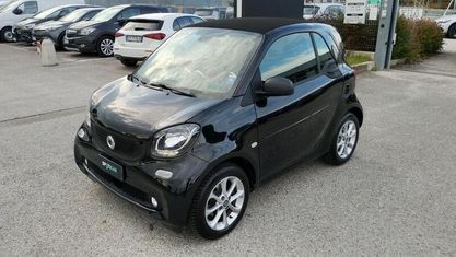 Usado Smart ForTwo Coupé 71 CV (52 kW) 2019 Negro Utilitario