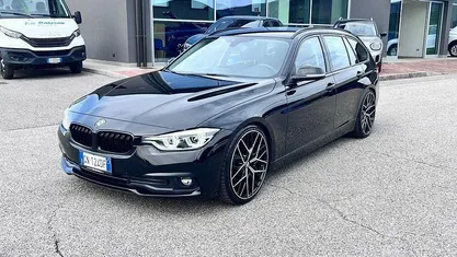 Usata BMW 318 Advantage 150 CV (110 kW) 2018 Nero Station wagon