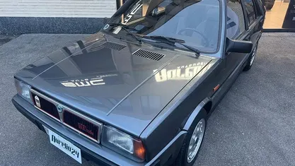 Usata Lancia Delta 140 CV (102 kW) 1988 Grigio Utilitaria