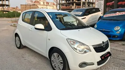 Usata Opel Agila Enjoy 68 CV (50 kW) 2014 Bianco Utilitaria