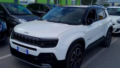 Usata Jeep Avenger Summit 101 CV (74 kW) 2024 SUV